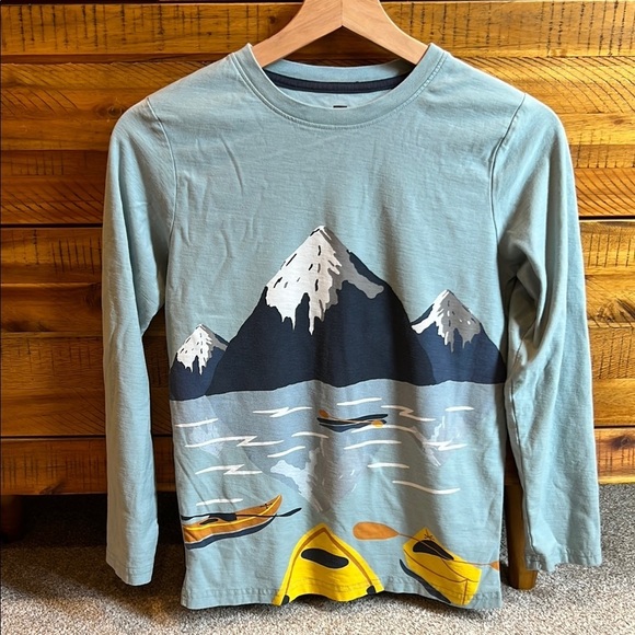 Tea Collection Other - Tea Collection Boye Mountain Graphic Long Sleeve Shirt